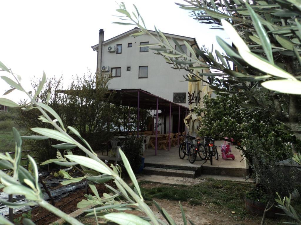 مبيت وإفطار Međugorje بانسيون مودان المظهر الخارجي الصورة